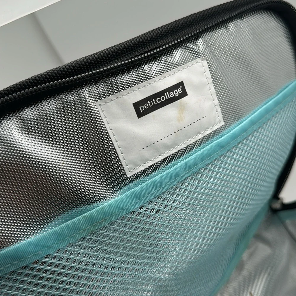 Petit Collage Insulated Eco-Friendly Animal Print Lunch Box with Strap‎